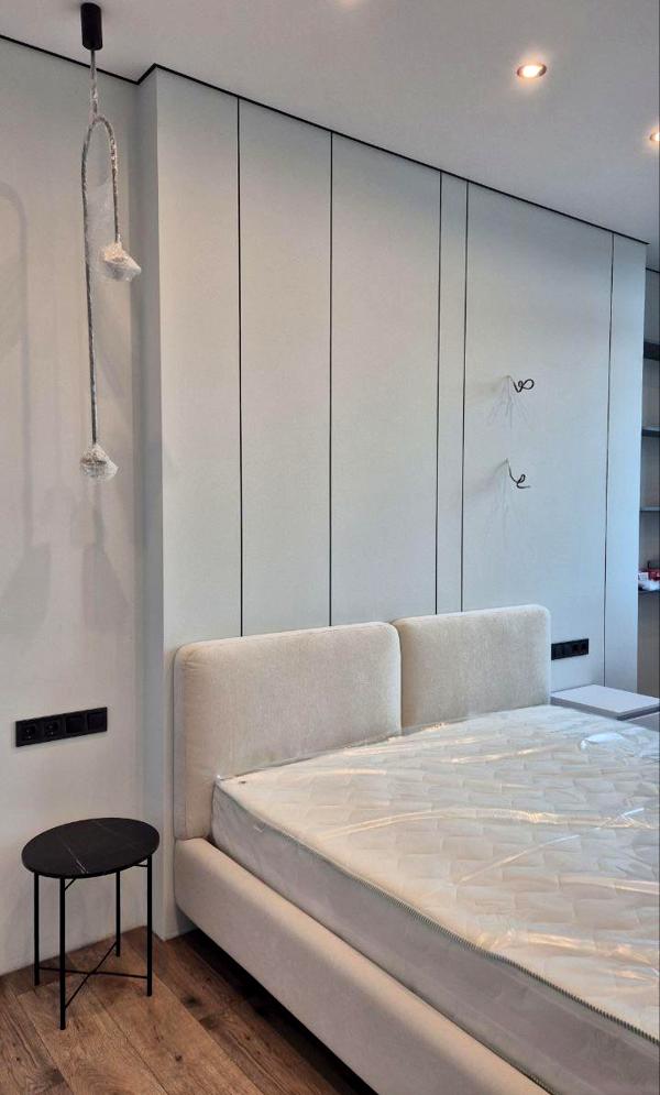 2-Room Apartment in Manhattan City Complex with City View