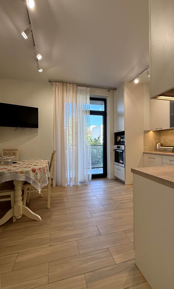 2-Room Apartment in New Building, Premium Class, Close to City Center