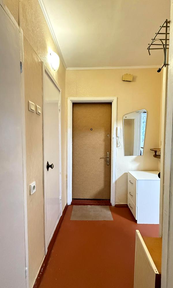 1-Bedroom Apartment in Svyatoshyn District, Kipriana Street