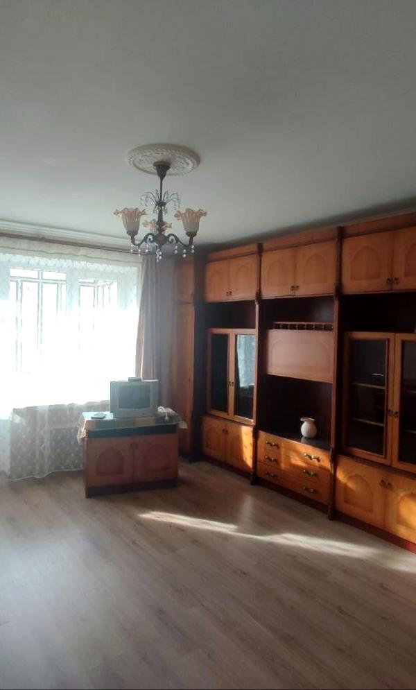 1-Bedroom Apartment on Shchurata/Studynskogo Street, 40 m², Fully Furnished