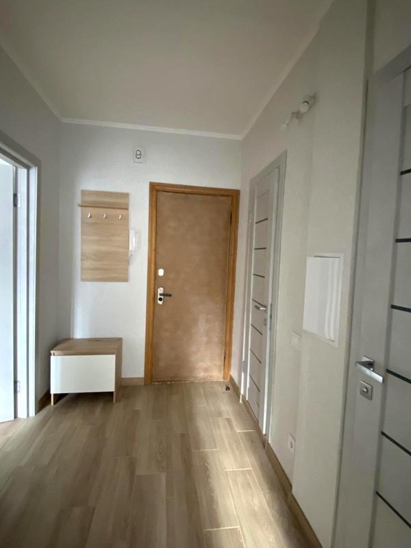 1-Bedroom Apartment near Heroiv Dnipra Metro with Modern Renovation