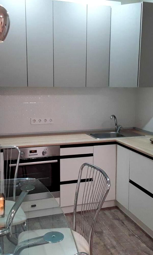 1-Bedroom Apartment near Vokzalna Metro, Pet-Friendly