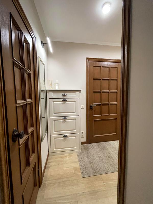 Two-room apartment in Obolon with modern furnishings near shopping center