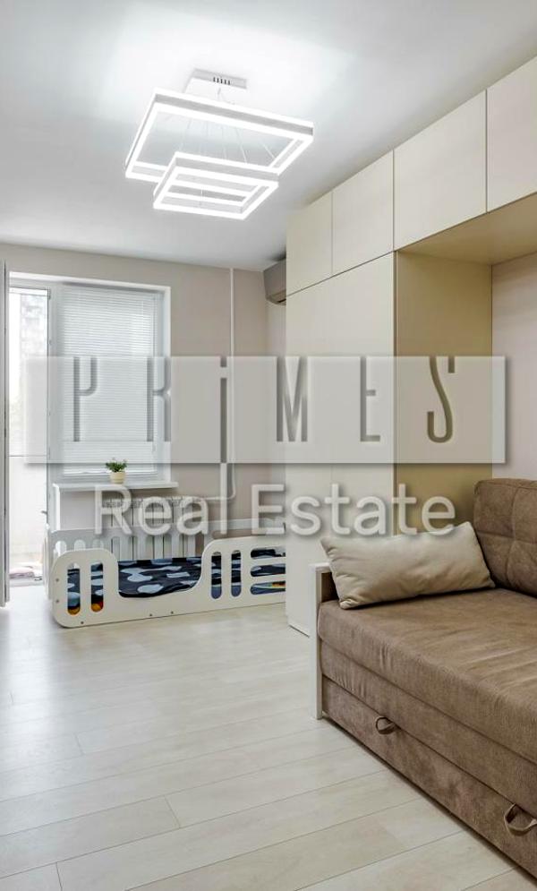 Spacious 3-Room Apartment with Electric Floors and Modern Amenities