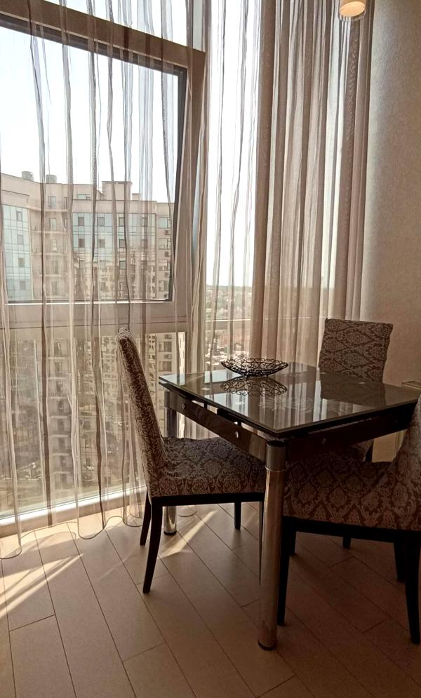 Modern Apartment in Zhemchuzhina Complex on Marselyska Street
