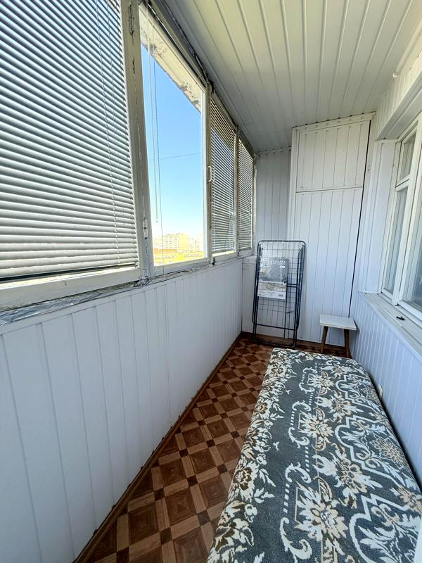 Fully Furnished Apartment with Modern Amenities and Large Balcony
