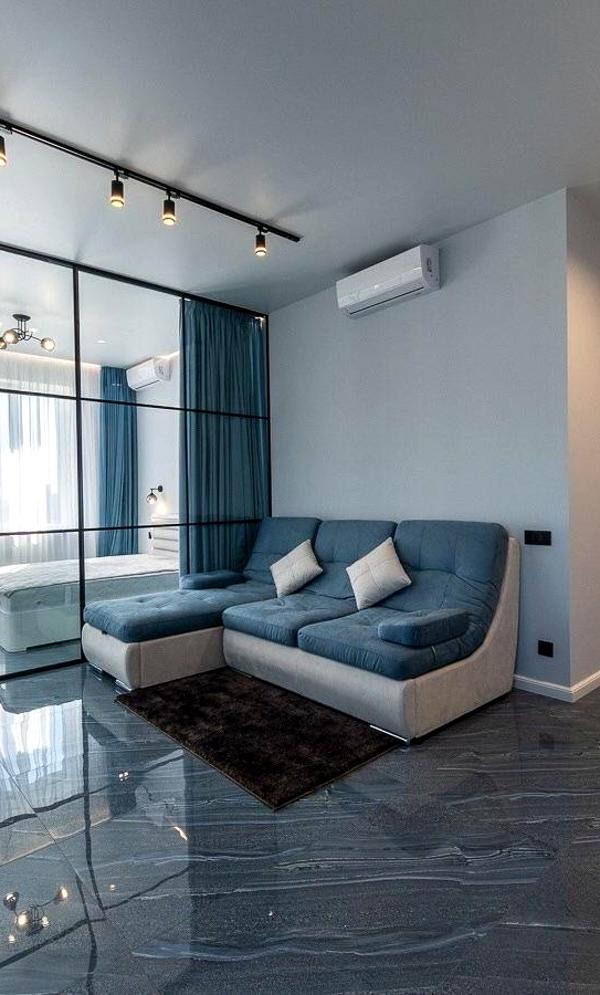 Stylish 2-Bedroom Apartment in Sunny Riviera Complex with Panoramic City Views