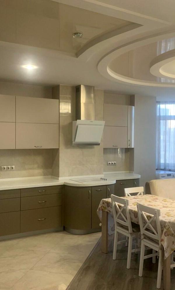 Spacious 3-Room Apartment in Razumovsky Residential Complex