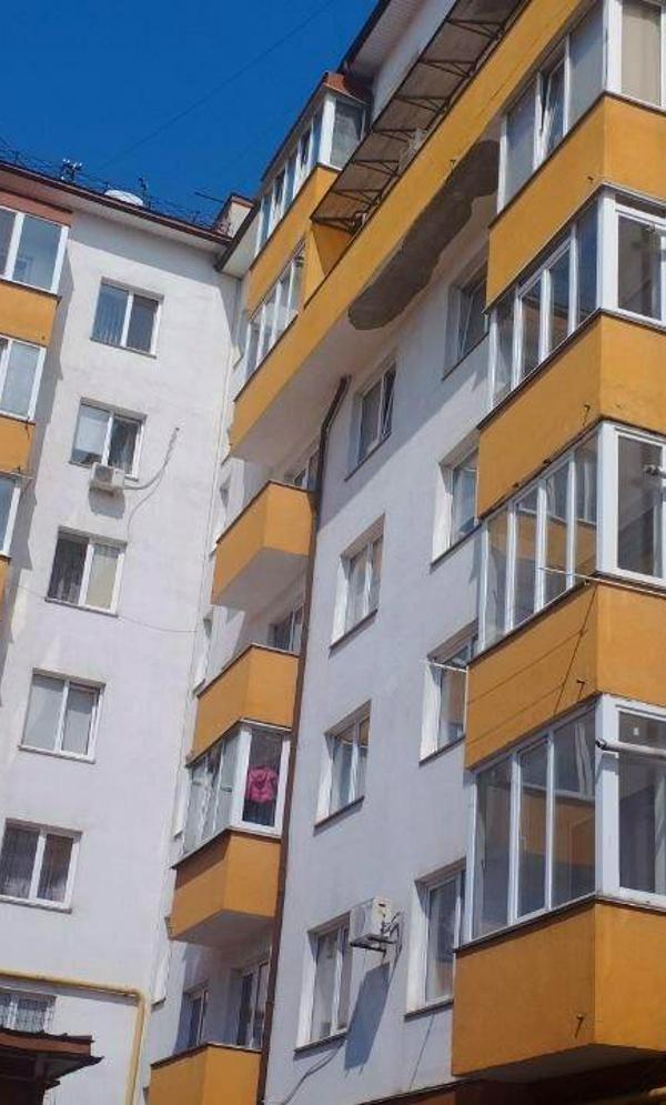 Spacious 3-room apartment near Precarpathian National University