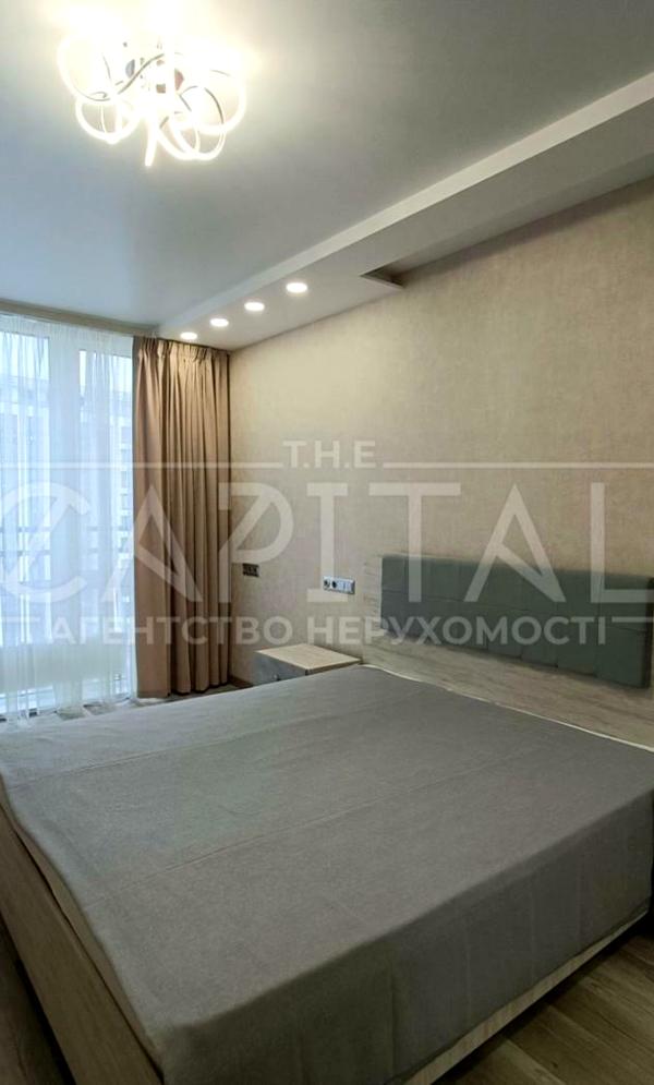 4-bedroom apartment with panoramic Dnipro view in Seven Complex