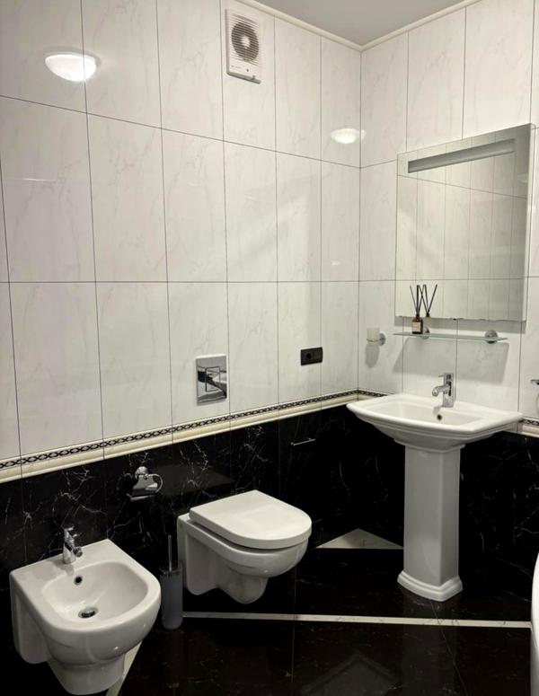 Spacious 1-bedroom apartment with studio kitchen near Gymnasium Embankment
