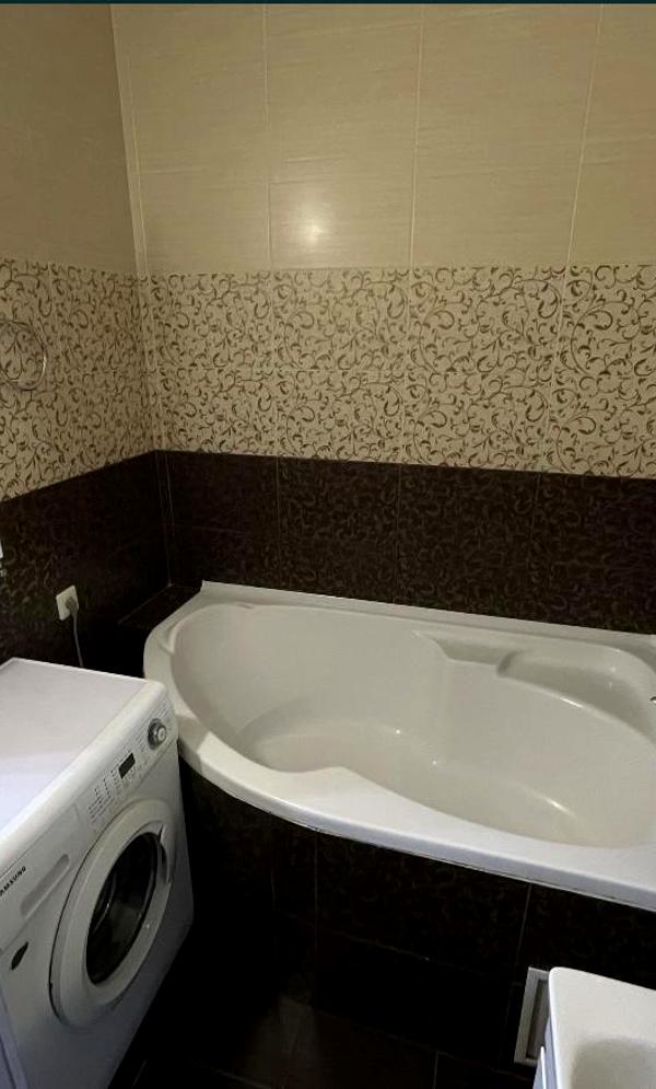 2-Room Apartment in Uzhgorod, First Rental After Renovation