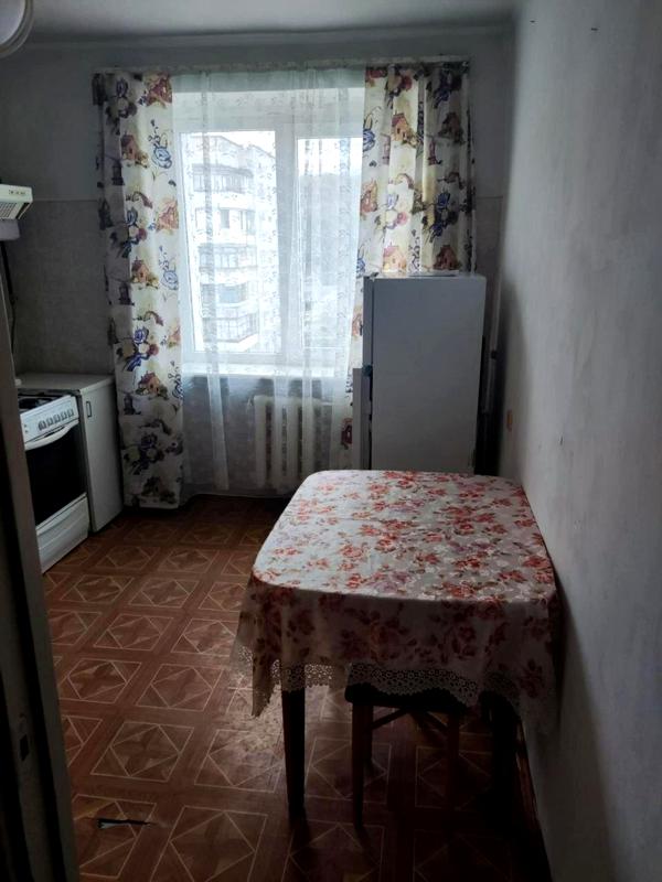 Spacious 2-room apartment on Mazepa Street, 60 m², 9th floor