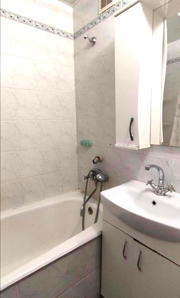 2-minute walk to metro, fully equipped apartment