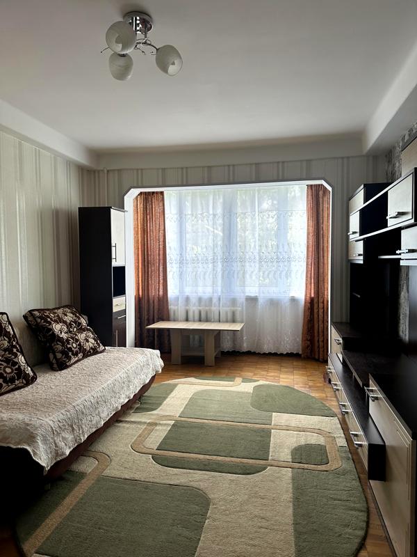 Cozy 1-Room Apartment on Avtozavodska Street