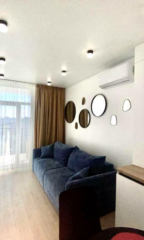 One-bedroom apartment in Shevchenko Street, ЖК Semycvit, with terrace and city view