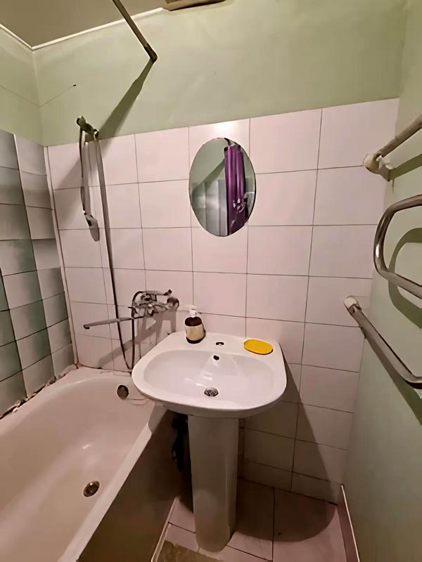 2-Room Apartment on Dovzhenko Street, Pet-Friendly, Fully Equipped