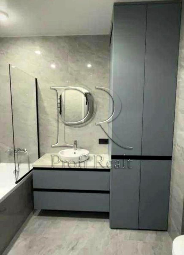 New stylish apartment with Dnipro view, fully furnished