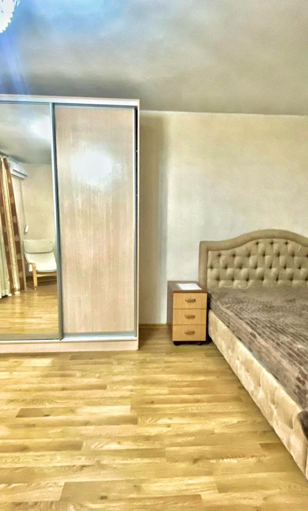 Жаңа ғимараттағы жайлы 1 бөлмелі пәтер, Смилянская көшесі, Соломенский ауданы