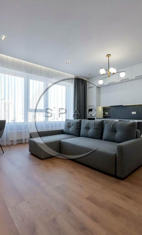 2-Bedroom Apartment in AuRoom Complex, Kyiv Central District