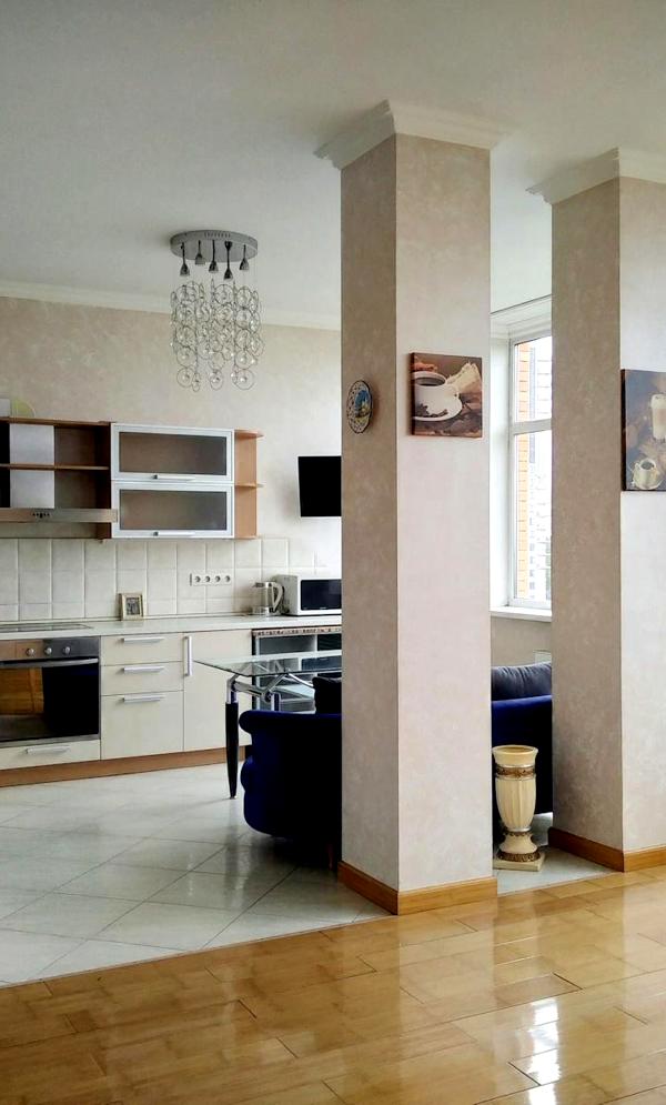Spacious 3-room apartment in Pioneer Complex near Akademicheskaya