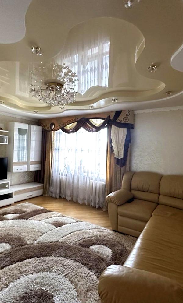 3-Room Apartment on Dorobok Street with Quality Renovation
