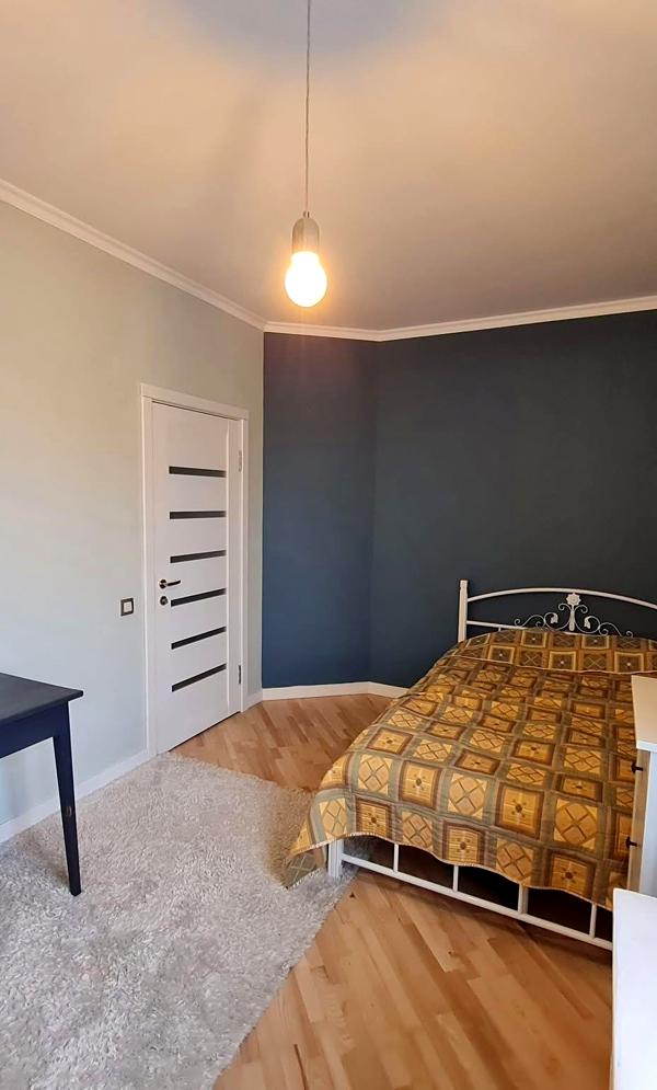 2-Room Apartment in Shevchenkivskyi District, Near Polytechnic Institute Metro
