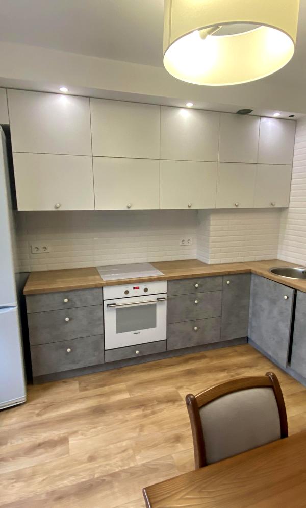 Spacious 2-Room Apartment near Ipodrom Metro with Park View