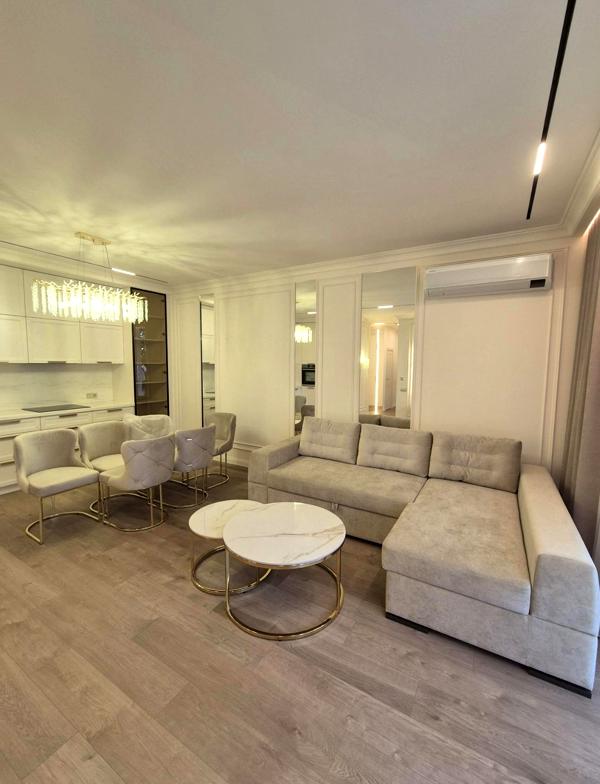 2-Bedroom Luxury Apartment with City View in River Land Complex
