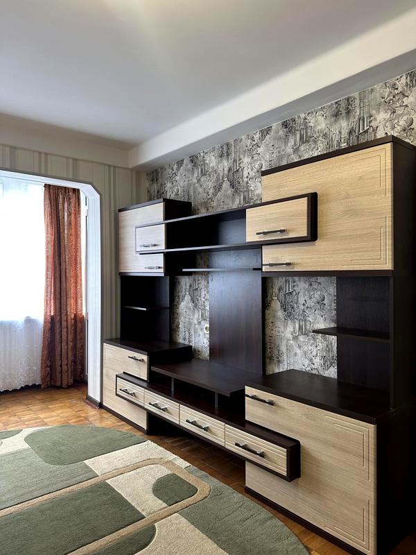 Cozy 1-Room Apartment on Avtozavodska Street