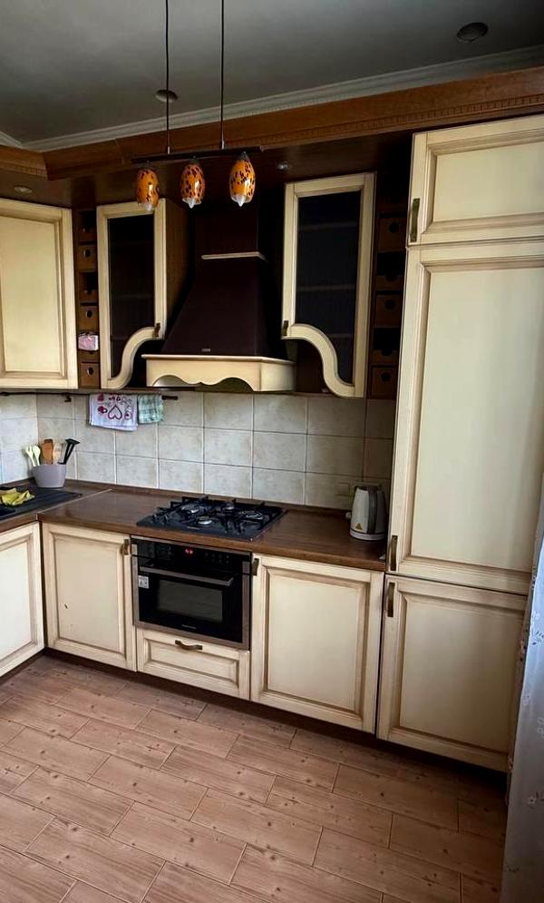 Spacious 2-room apartment in Podilskyi district, Vitryani Hory