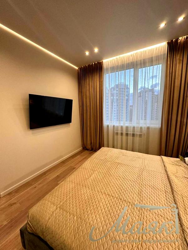 Stylish 2-Room Apartment in Delmar Complex, Pechersk District