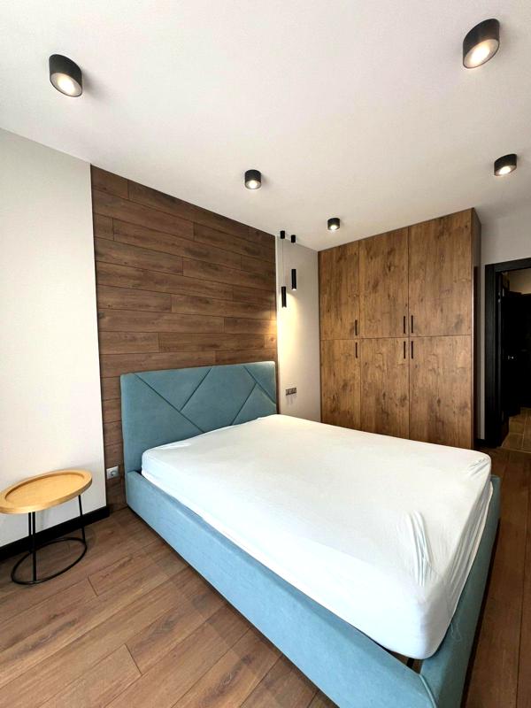 Трускавецтегі 1 бөлмелі пәтер, 45 м², толық жабдықталған
