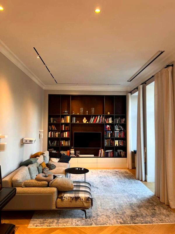 Modern City Center Apartment with Two Bedrooms
