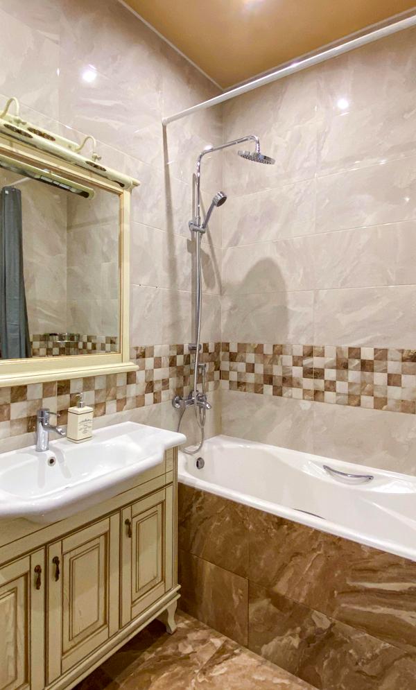 1-bedroom apartment in Central Park complex, premium location