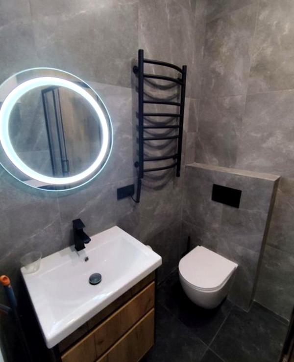 1-Bedroom Apartment in Central Odessa, i-Town Complex