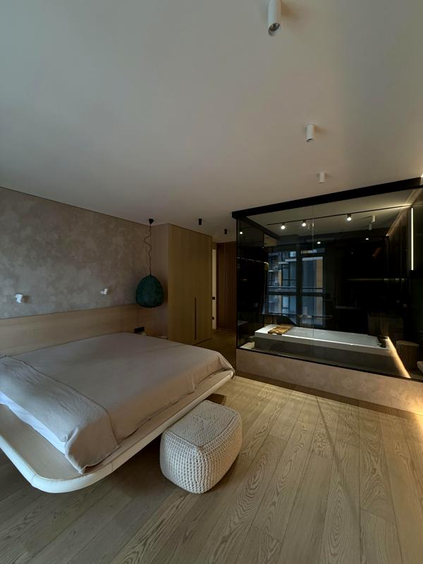 Elite 3-Room Apartment in French Quarter 2 Complex, Pechersk District