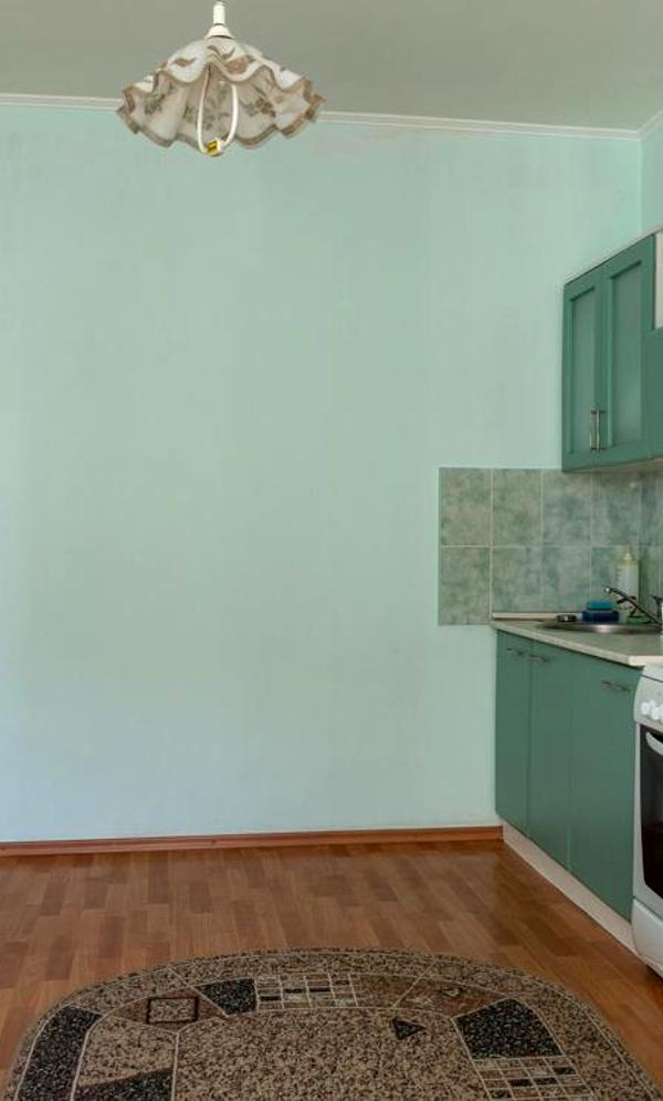 2-Room Apartment near Osokорки Metro, 3 min walk