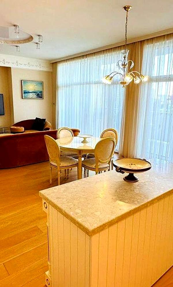 Luxury Sea View Apartment in Arkadia, Prestigious Residential Complex