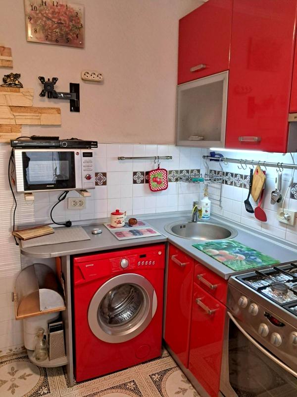 Furnished apartment with gas, near Lisova metro, good infrastructure