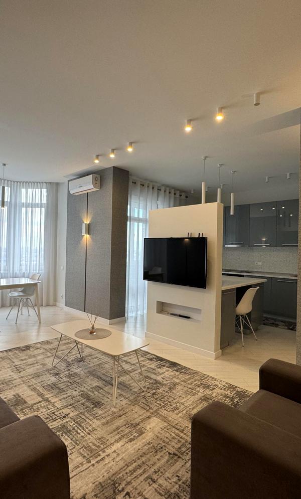 Premium 120m² Apartment in Aristocrat Complex with Designer Interior