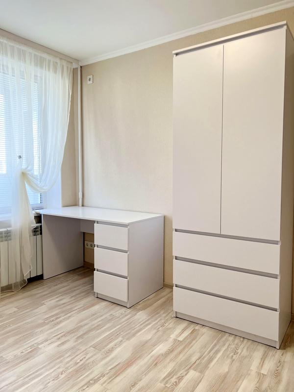 Cozy 2-Room Apartment on Marshal Rokossovsky Street near Park and Public Transport
