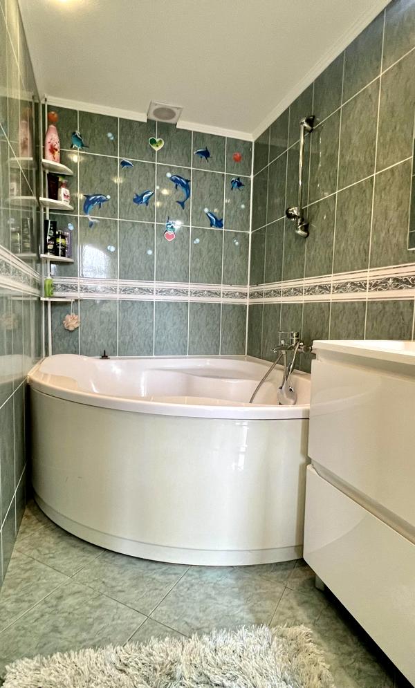 2-Room Apartment on Trylovsky Street, Fully Equipped