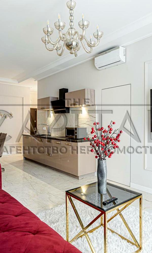 3-Bedroom Designer Apartment in Leipzka 13 Residential Complex
