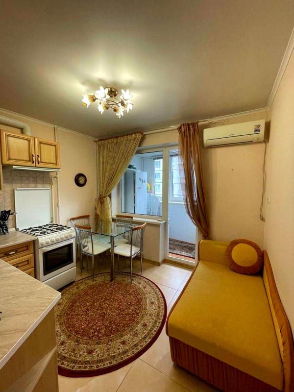 1-bedroom apartment near Shuljavska metro, 36 sq.m, fully equipped
