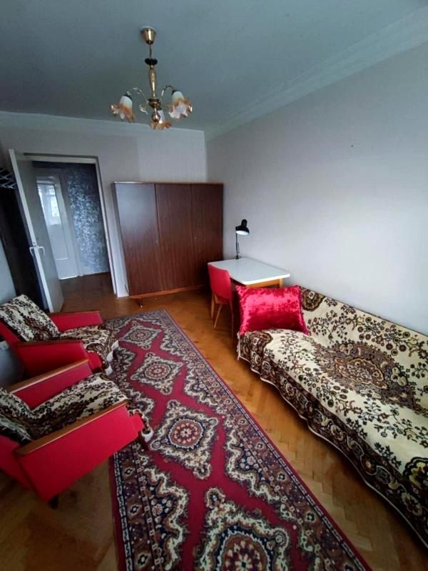 Spacious 2-room apartment on Mazepa Street, 60 m², 9th floor