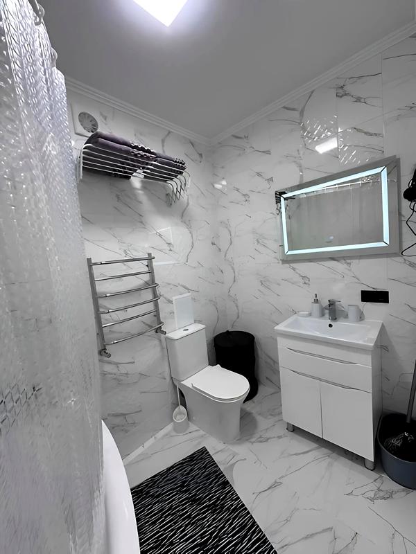 Modern Apartment in City Center with Fully Equipped Kitchen and Comfortable Bedroom