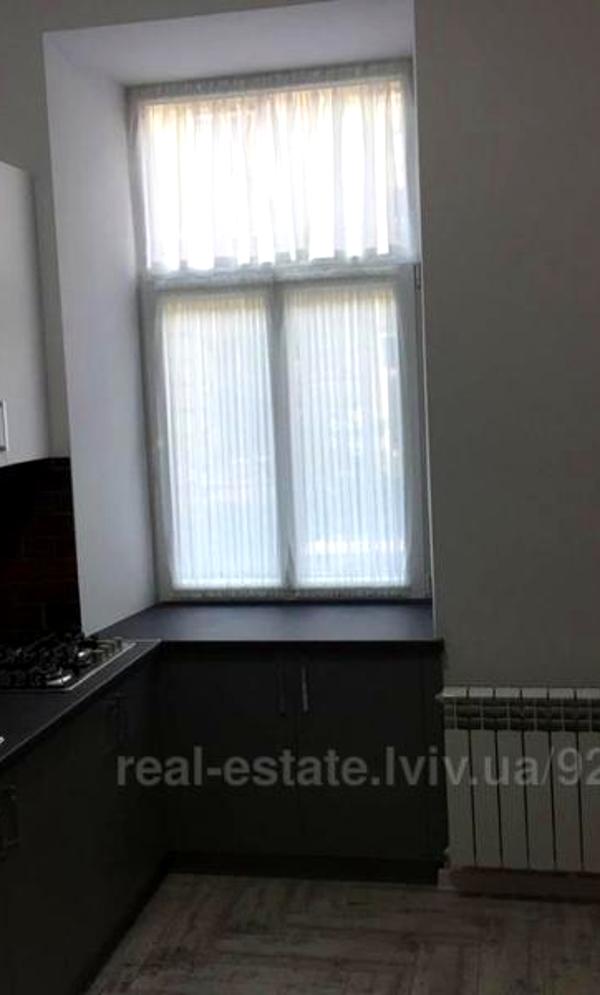 Fully Furnished Apartment with High Ceilings and New Renovation