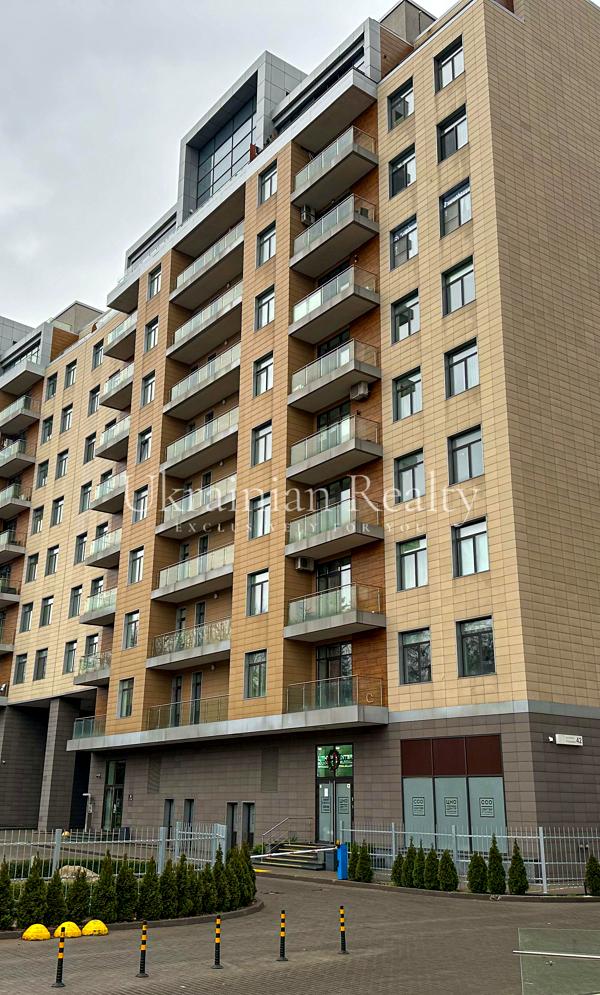 Premium Class Apartment in Crystal Park, Near Shuljavska Metro