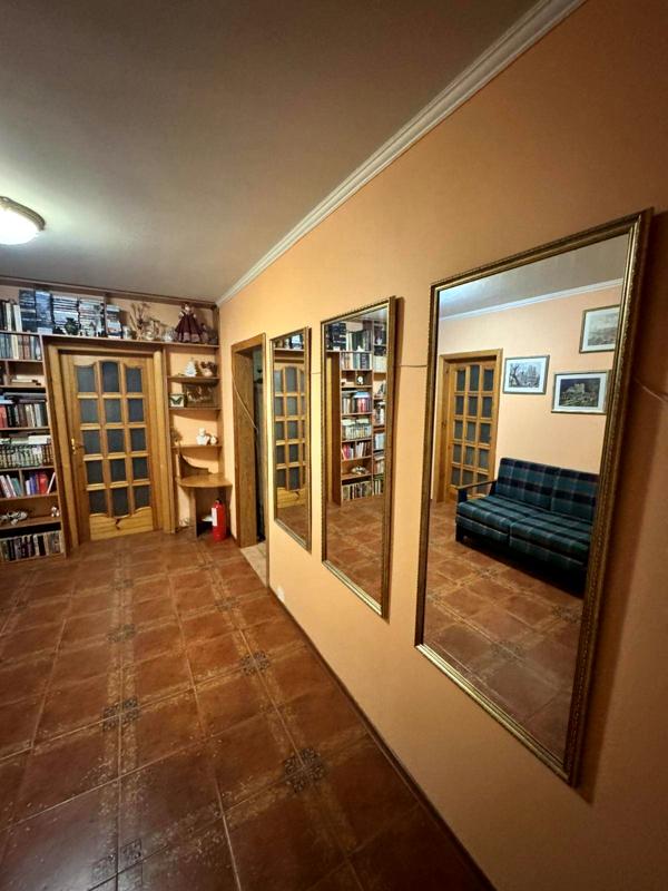 Cozy 2-Room Apartment in Obolon District with Great Infrastructure